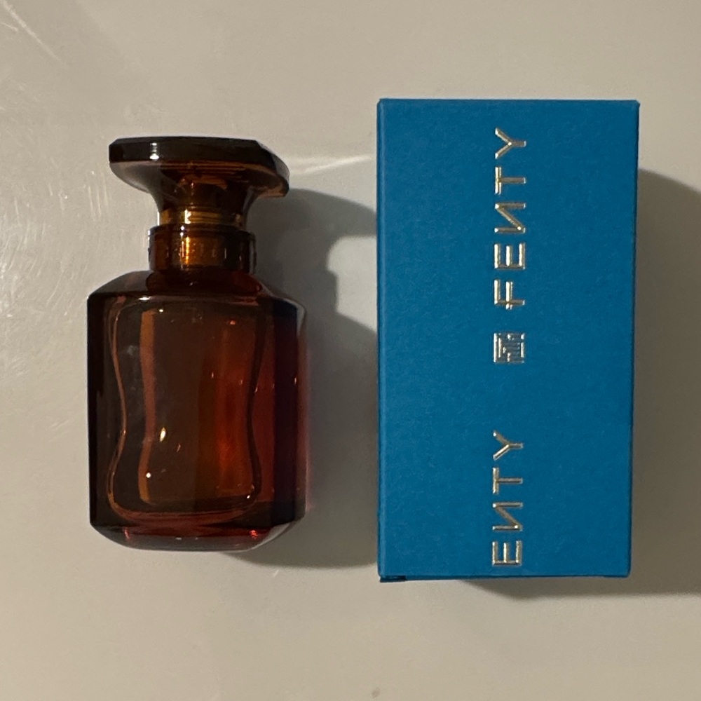 NIB Fenty Beauty Perfune